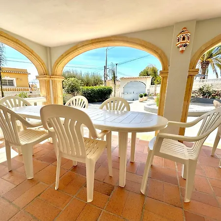 Sunny In A Cosy With Shared Swimming Pool Apartment Calpe