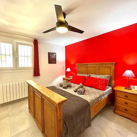 Apartment Sunny In A Cosy With Shared Swimming Pool *