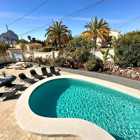 Sunny In A Cosy With Shared Swimming Pool Apartament